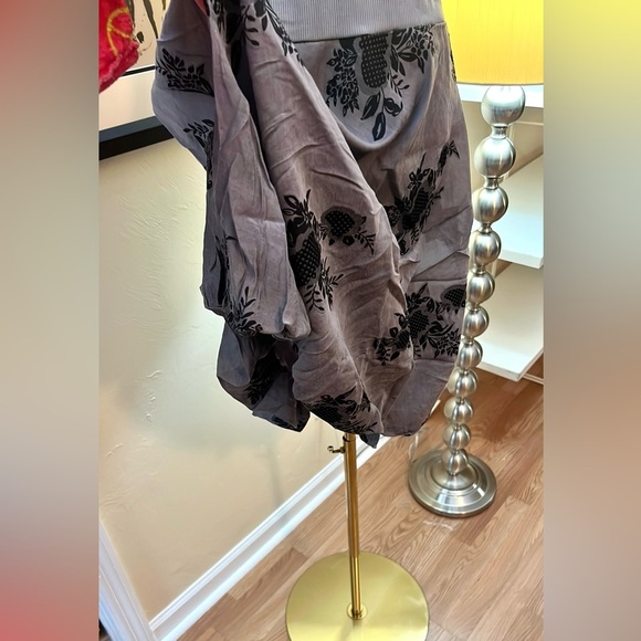 Anthro’s Storyline, Fun, Fabulous Gray Floral Bubble-Hem Skirt,EUC,Size M - Picture 3 of 6